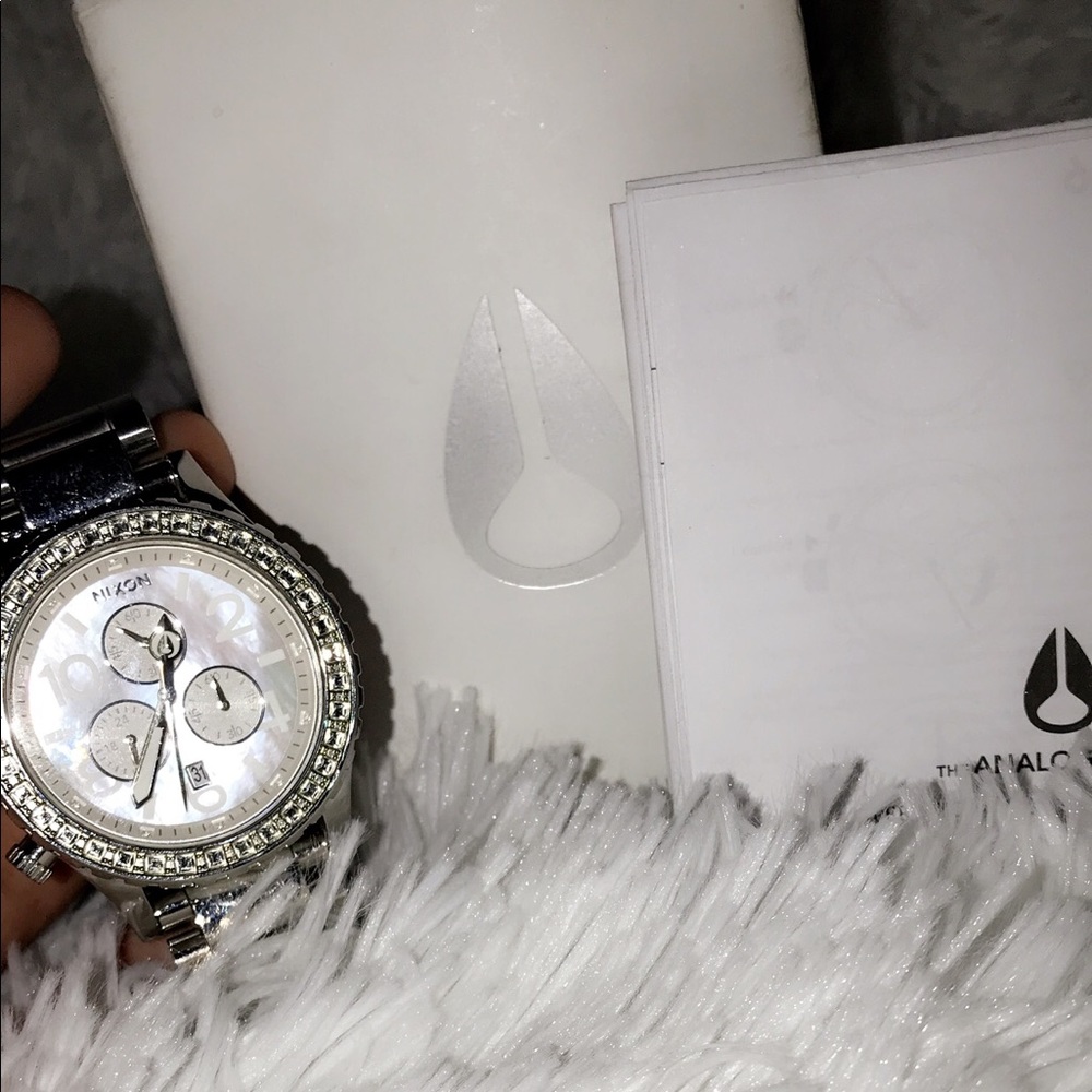 Nixon 42-20 Chrono, 42 mm Silver Watch